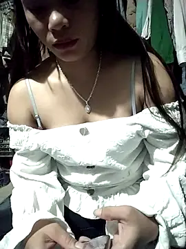 hong-sex online show from November 18, 2025, 6:34 pm