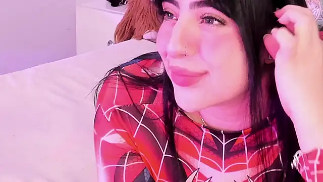 Camila Matinez  online show from April 14, 2026, 1:11 am