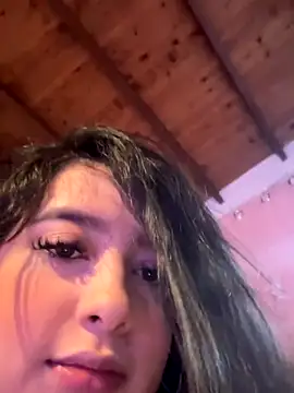 Emiily Moore1 online show from October 18, 2025, 10:10 pm