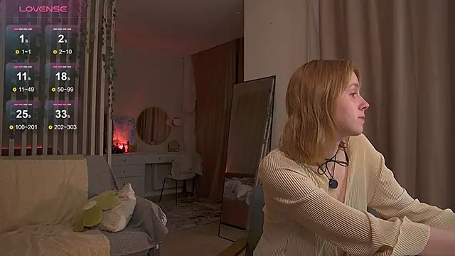 sofiapurex online show from April 13, 2026, 9:20 pm