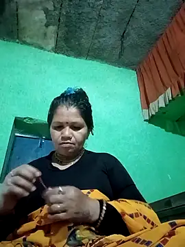 Manavi x online show from April 13, 2026, 1:11 am