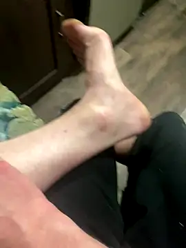 Snapshot of Unknownstepbrother chatting on September 22, 2025, 4:47 am Unknownstepbrother online show from September 22, 2025, 4:47 am