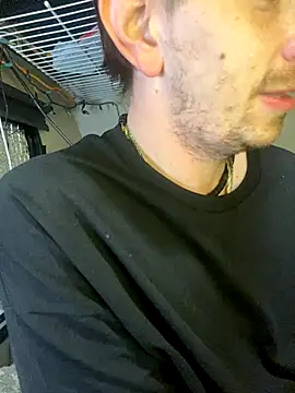 Snapshot of Unknownstepbrother chatting on November 14, 2025, 6:23 am Unknownstepbrother online show from November 14, 2025, 6:23 am