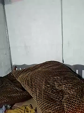 Lyly nuce online show from October 13, 2025, 2:28 pm