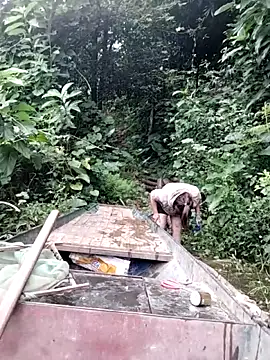 Lyly nuce online show from October 21, 2025, 2:23 am