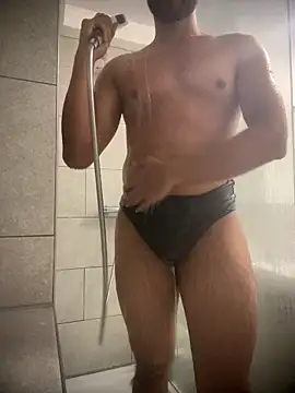 shiitposter male online show from December 22, 2025, 5:32 pm