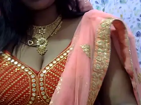 Snapshot of Rooshami_hot01 chatting on October 10, 2025, 4:50 pm Rooshami hot01 online show from October 10, 2025, 4:50 pm