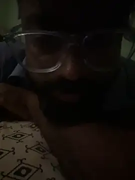 Snapshot of DJLOVE280825 chatting on June 11, 2026, 8:18 pm DJLOVE280825 online show from June 11, 2026, 8:18 pm