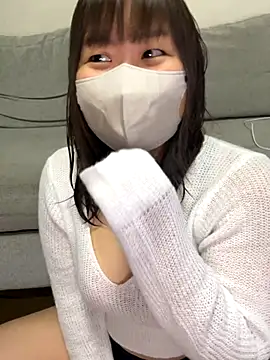 Snapshot of xxx_yuna_xxx chatting on October 27, 2025, 8:24 pm xxx yuna xxx online show from October 27, 2025, 8:24 pm