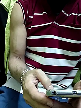 chocolate alone online show from February 8, 2026, 5:55 am