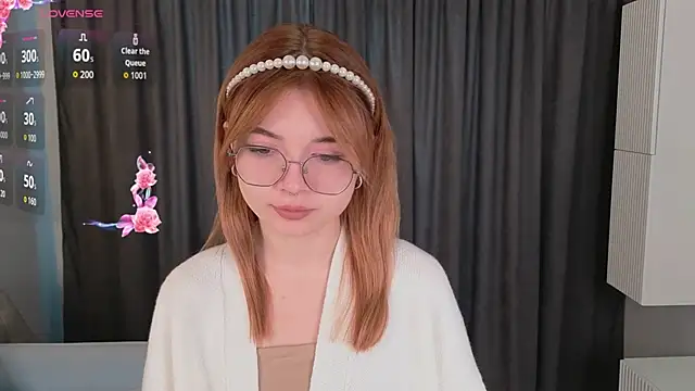 Susan Gardner online show from October 19, 2025, 6:03 am