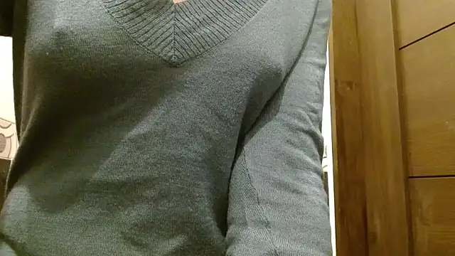 Snapshot of LorraineOSun chatting on February 27, 2026, 9:04 pm LorraineOSun online show from February 27, 2026, 9:04 pm