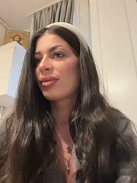 EvaRhea online show from February 26, 2026, 5:39 am