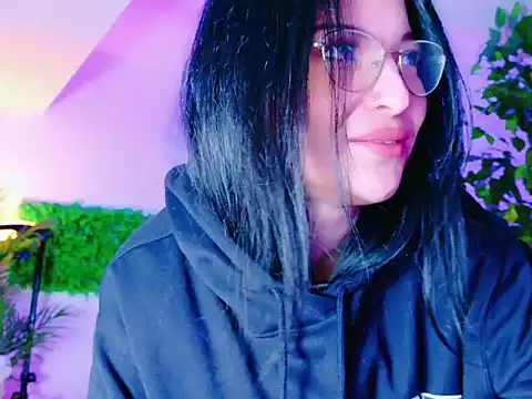 Snapshot of CutenessGirl chatting on November 20, 2025, 7:08 am CutenessGirl online show from November 20, 2025, 7:08 am