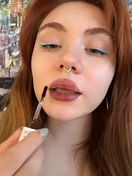 LunaMillie online show from April 12, 2026, 2:00 pm