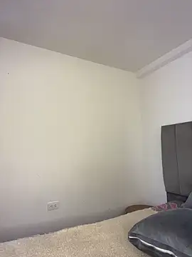 Ebony danik online show from April 14, 2026, 9:43 pm