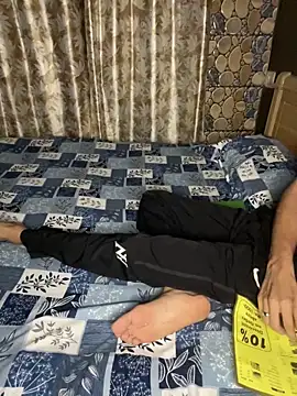 Snapshot of SIZZLER_1100 chatting on September 28, 2025, 9:09 pm SIZZLER 1100 online show from September 28, 2025, 9:09 pm