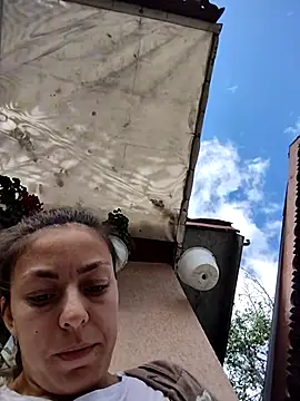 Snapshot of LenaBloomy chatting on October 12, 2025, 10:47 am LenaBloomy online show from October 12, 2025, 10:47 am