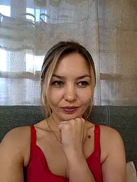 Snapshot of VeroLoverx chatting on September 9, 2025, 3:00 pm VeroLoverx online show from September 9, 2025, 3:00 pm
