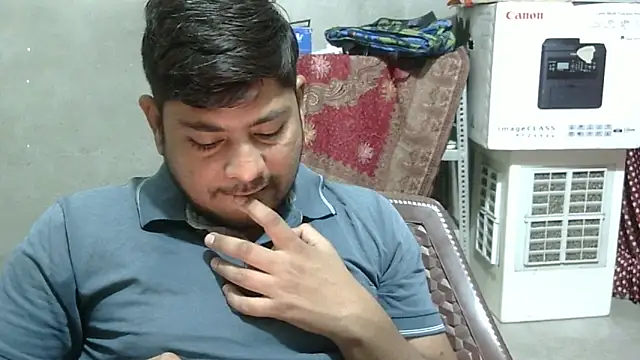 Ajmersingh335512 online show from May 13, 2026, 2:36 pm