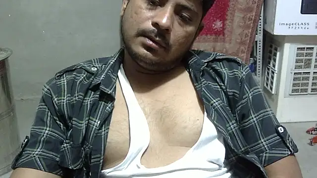 Ajmersingh335512 online show from May 16, 2026, 7:05 am