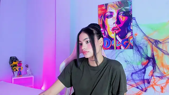 SammyRose  online show from October 25, 2025, 7:52 pm