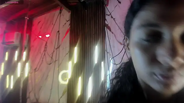 Snapshot of VictoriaDuart chatting on November 1, 2025, 8:11 pm VictoriaDuart online show from November 1, 2025, 8:11 pm