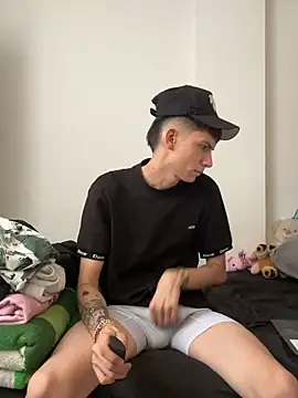 Luck  090 online show from October 3, 2025, 1:30 pm