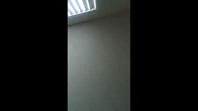 sthuart22 online show from October 8, 2025, 10:51 pm