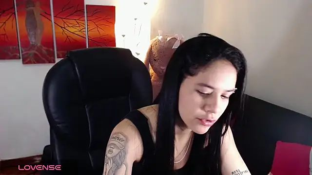 Ashley olivares online show from September 25, 2025, 4:54 pm