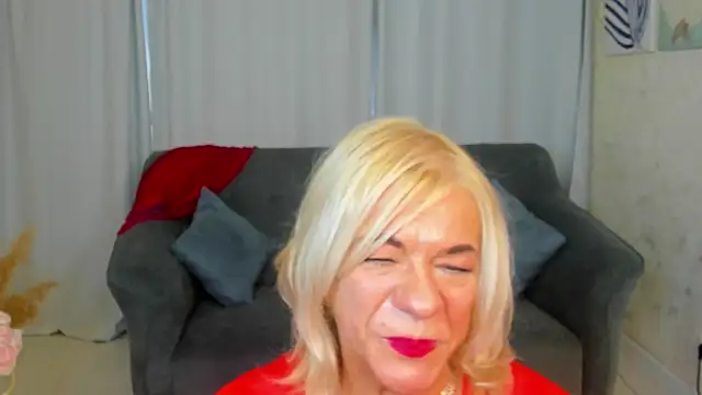 Snapshot of AnittaHarris chatting on October 8, 2025, 7:39 am AnittaHarris online show from October 8, 2025, 7:39 am