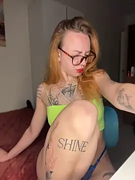 Amore Mia  online show from July 29, 2026, 1:04 am