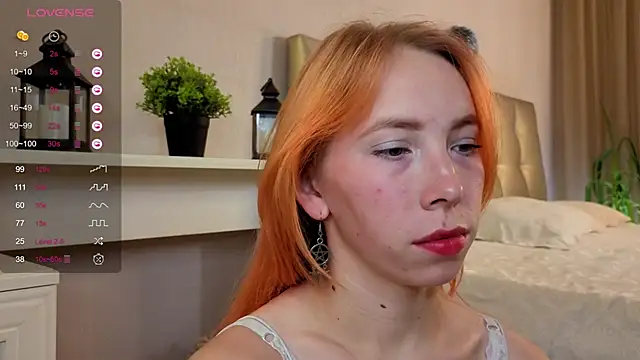 Snapshot of JuliannaWenger chatting on September 21, 2025, 4:52 pm JuliannaWenger online show from September 21, 2025, 4:52 pm