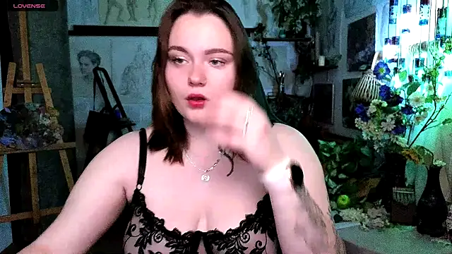 Snapshot of KatrinClark chatting on October 2, 2025, 4:14 pm KatrinClark online show from October 2, 2025, 4:14 pm