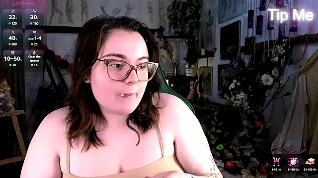 Snapshot of KatrinClark chatting on October 13, 2025, 4:51 pm KatrinClark online show from October 13, 2025, 4:51 pm