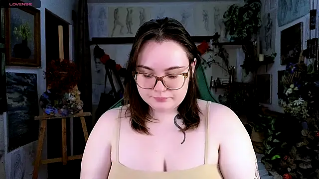 Snapshot of KatrinClark chatting on November 7, 2025, 4:18 pm KatrinClark online show from November 7, 2025, 4:18 pm