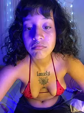 SweetKori online show from September 13, 2025, 10:31 pm