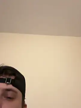 Snapshot of XXKieran chatting on November 4, 2025, 8:08 pm XXKieran online show from November 4, 2025, 8:08 pm