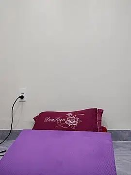 Lyly suri07 online show from November 15, 2025, 4:47 pm