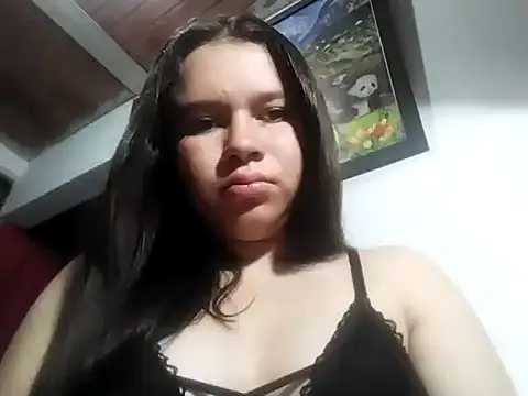 Snapshot of Shakiraa_ chatting on September 11, 2025, 10:37 am Shakiraa online show from September 11, 2025, 10:37 am