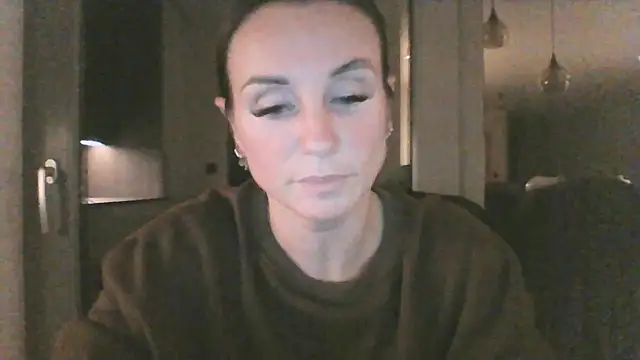 Snapshot of Justnani001 chatting on October 7, 2025, 8:06 pm Justnani001 online show from October 7, 2025, 8:06 pm