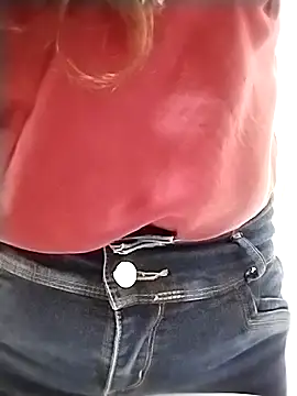 KittyHoleshot87 online show from October 16, 2025, 3:35 pm