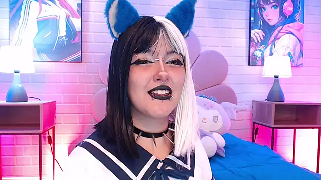 lil candy77 online show from June 30, 2026, 12:06 pm