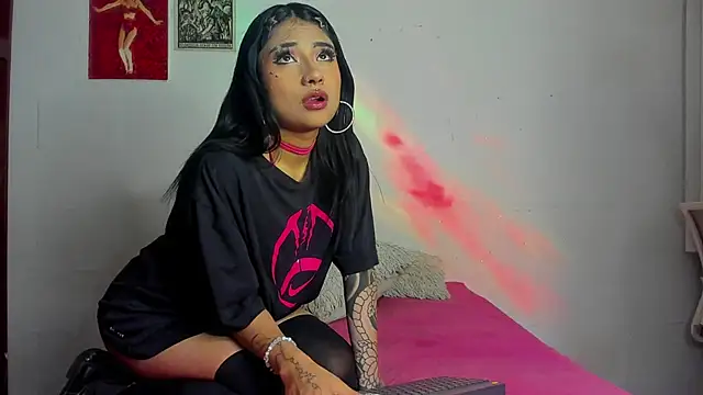 Snapshot of cold_snow013 chatting on September 25, 2025, 5:11 am cold snow013 online show from September 25, 2025, 5:11 am