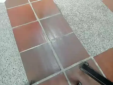 michelle perla online show from October 10, 2025, 7:35 pm