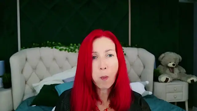 Snapshot of Sofia_Lix chatting on October 6, 2025, 4:21 am Sofia Lix online show from October 6, 2025, 4:21 am