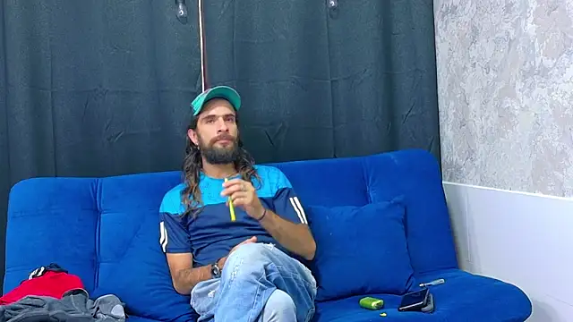 Snapshot of hairy_mannn chatting on September 8, 2025, 7:24 pm hairy mannn online show from September 8, 2025, 7:24 pm