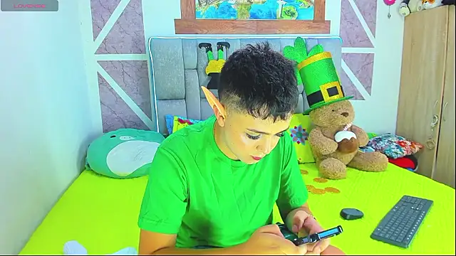 christopher Hot online show from March 17, 2026, 8:34 pm