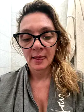 Snapshot of na1801 chatting on November 11, 2025, 3:12 pm na1801 online show from November 11, 2025, 3:12 pm