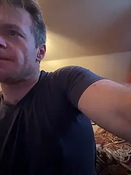 DILFiGuess11 online show from January 18, 2026, 7:39 pm